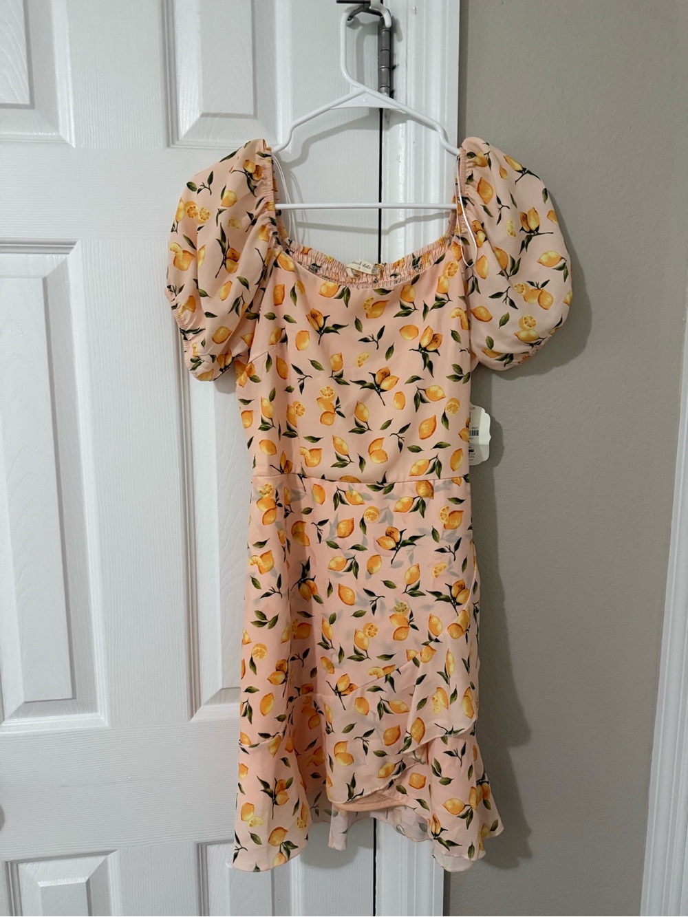 Altar'd State Peach Lemon-Print Puff Sleeve Mini Dress